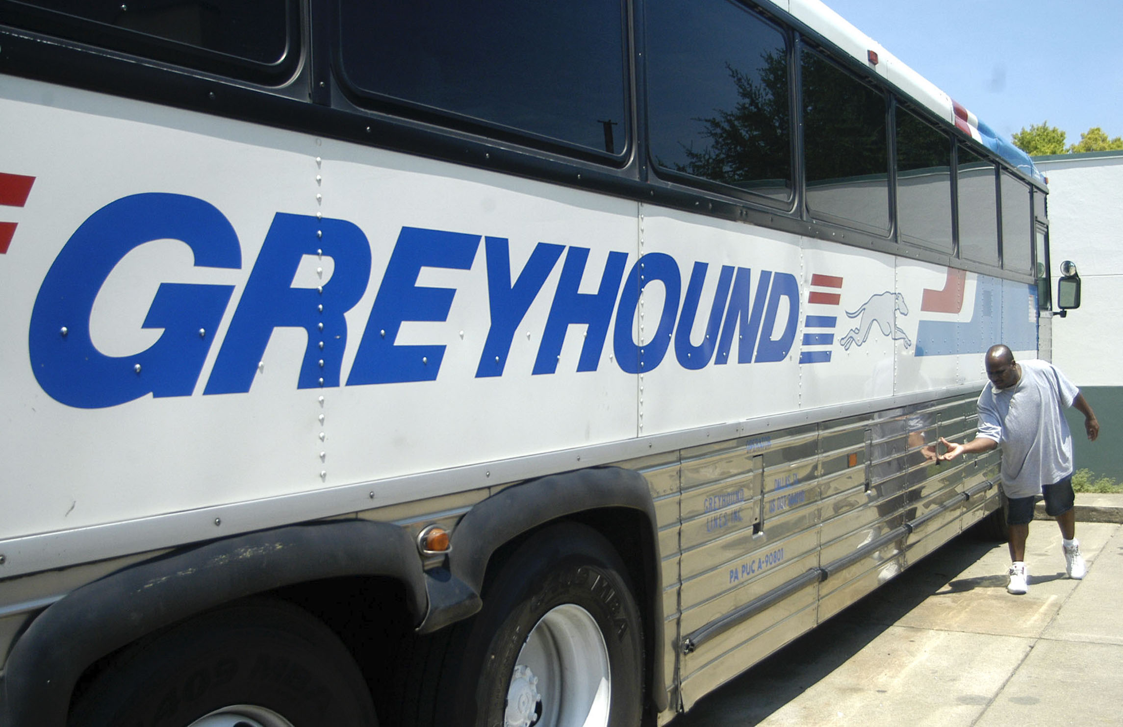 Greyhound agrees to settle Washington state lawsuit