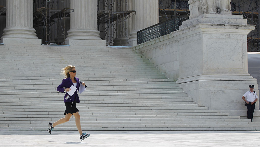 Fox News’ Shannon Bream forced to ‘bail’ on live show at Supreme Court after feeling ‘threatened’ by protesters