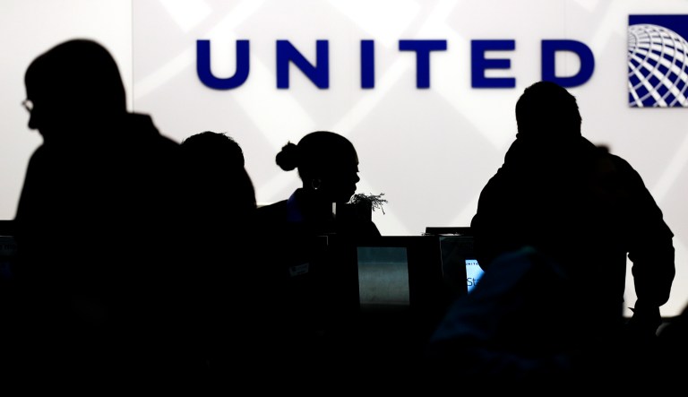 Trump administration pressures Senate to revamp FAA legislation