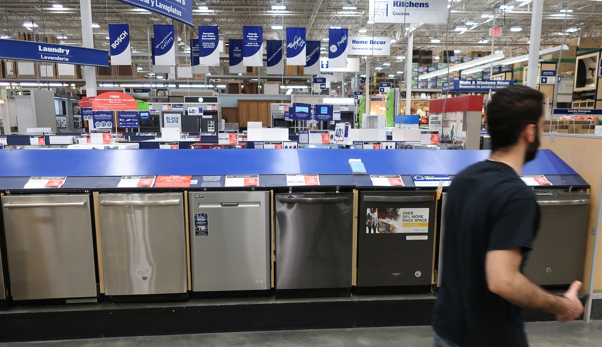 Trump administration finalizes rule to create new class of dishwashers that wash and dry in an hour
