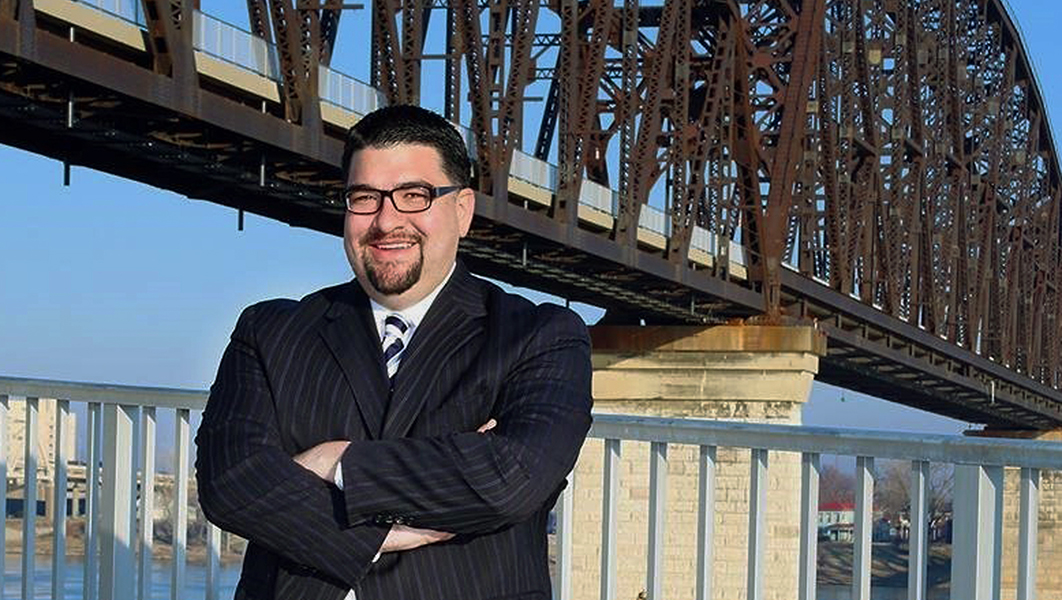 Kentucky attorney campaigning to be judge dies one day after winning primary