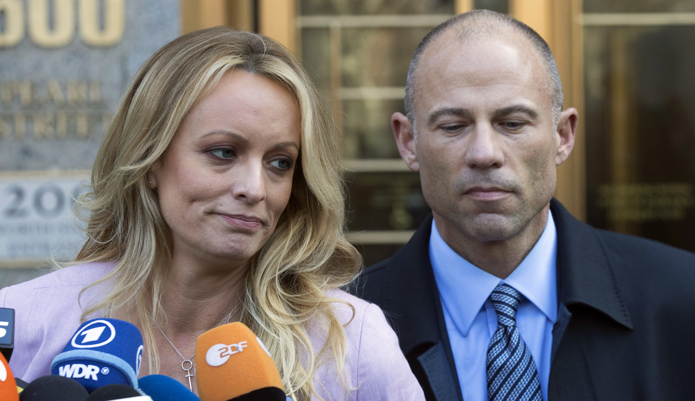 Stormy Daniels, Michael Avenatti part ways