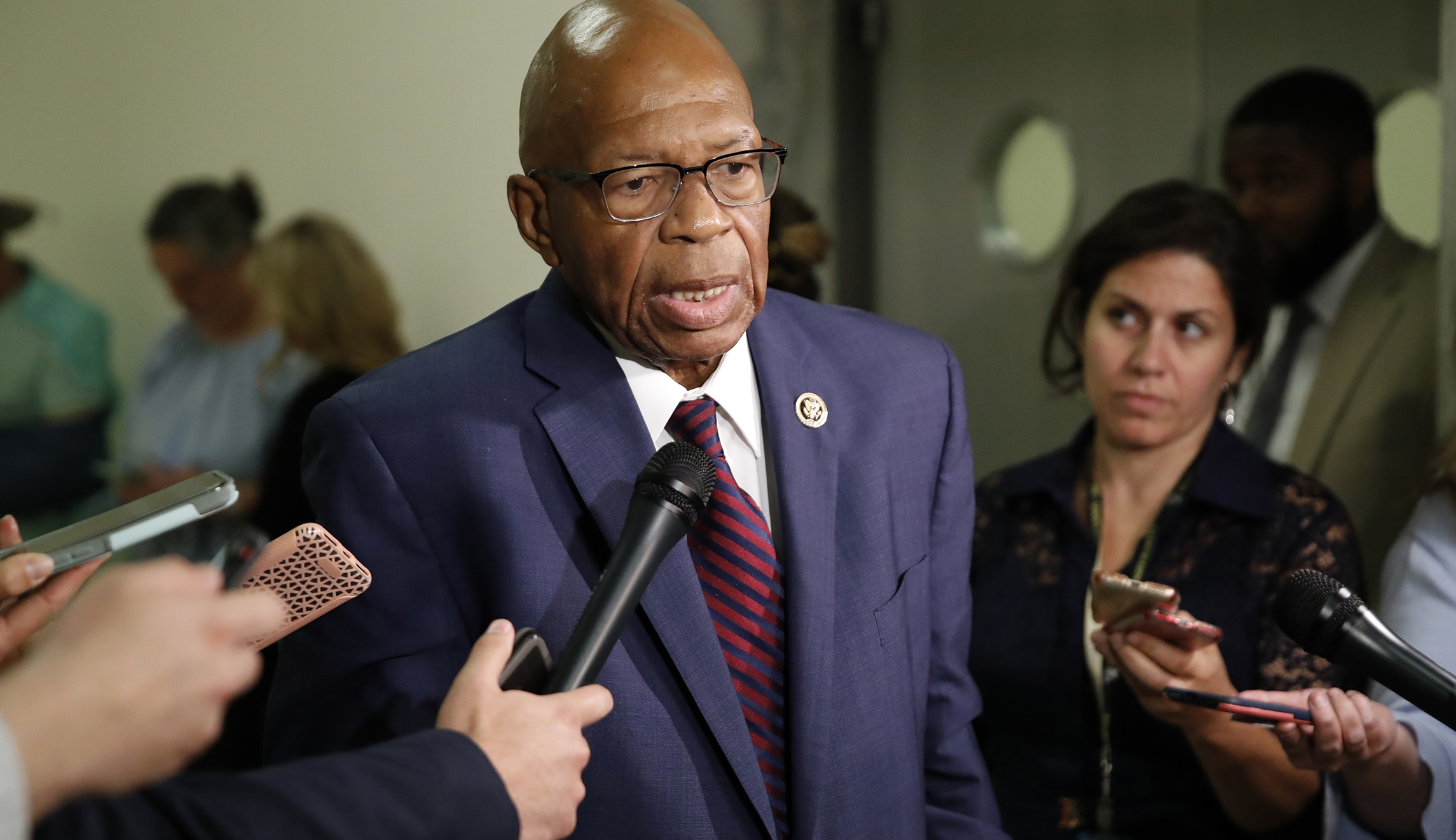 Trump continues attacks against Cummings