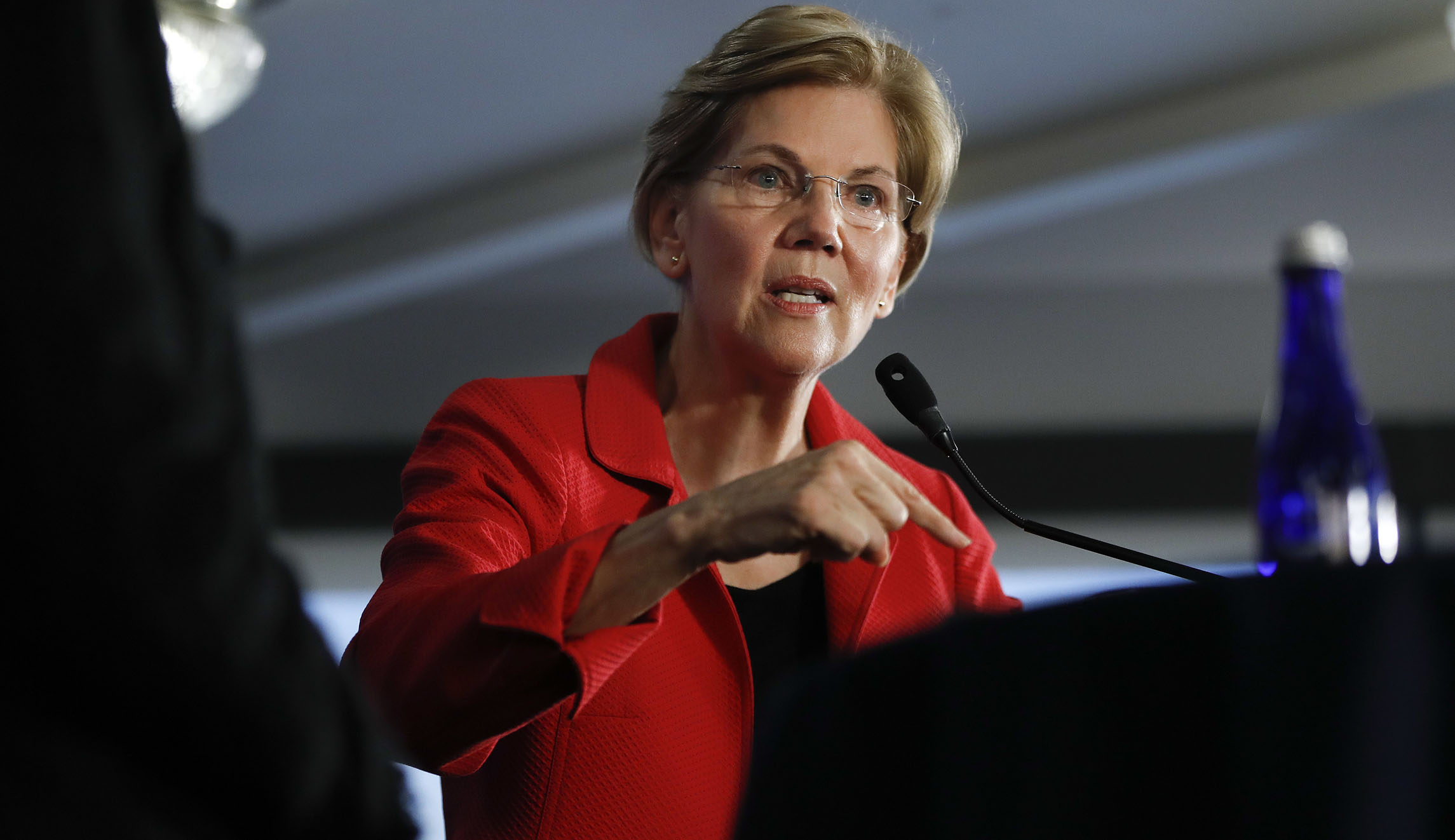 Elizabeth Warren’s silly drugmaking scheme