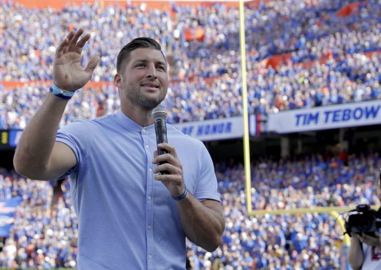 Trevor Lawrence praises Tim Tebow as a ‘hard worker’ and ‘a guy that you want to be around’ after controversy