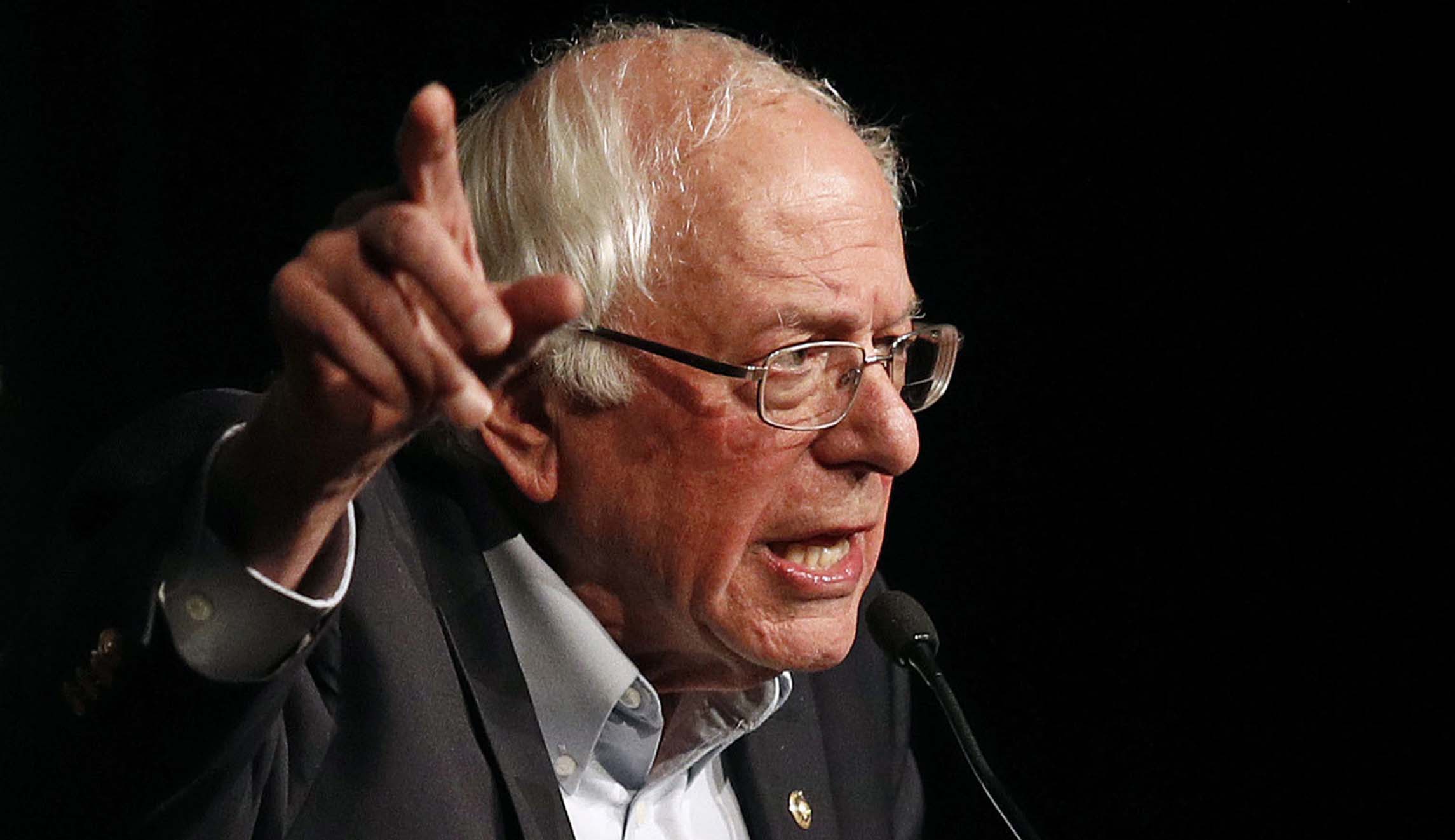 Bernie Sanders: Trump ‘is a racist’