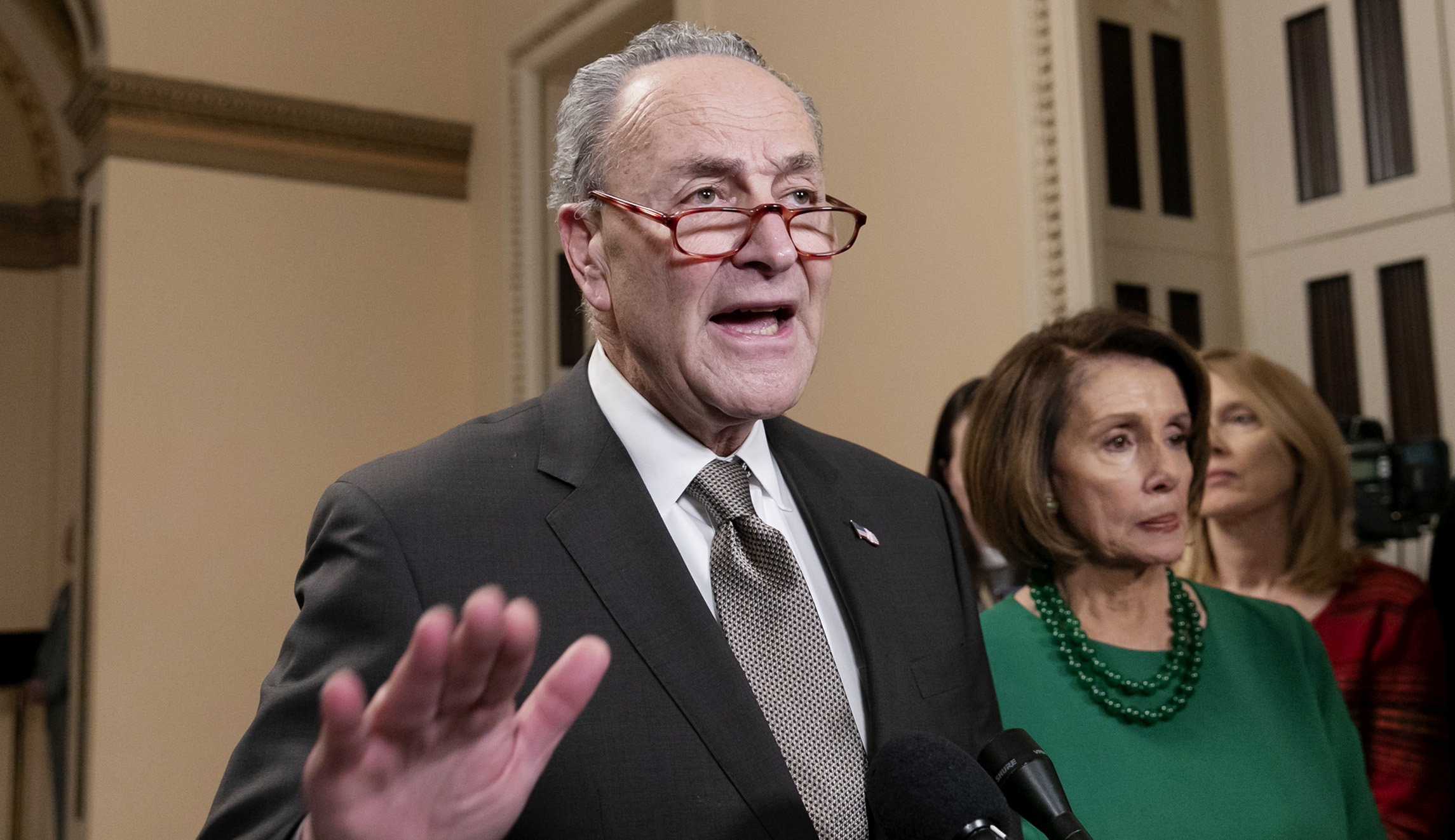 Schumer leads legislative effort to regulate AI