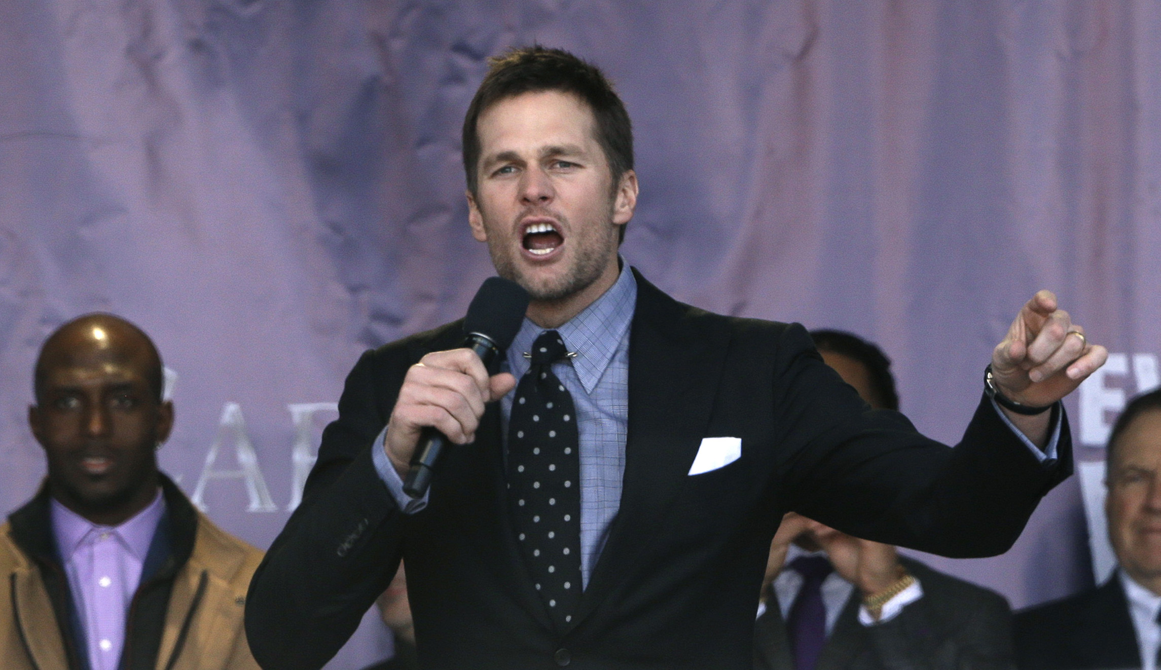 Tom Brady says Trump invited him to speak at 2016 Republican National Convention