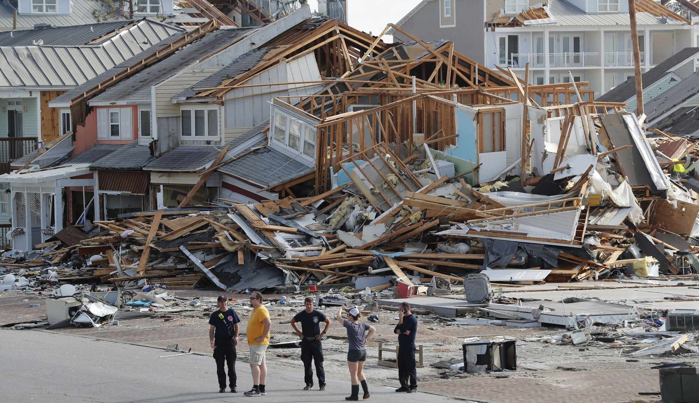 For second time, GOP conservatives block disaster relief package over cost, lack of border funding