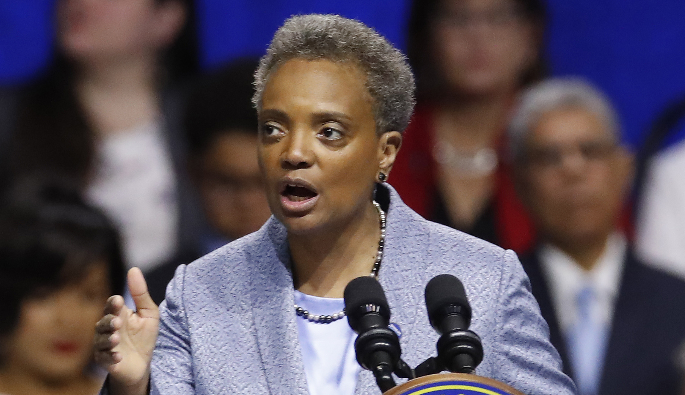 Chicago cancels classes after teachers union votes for remote learning