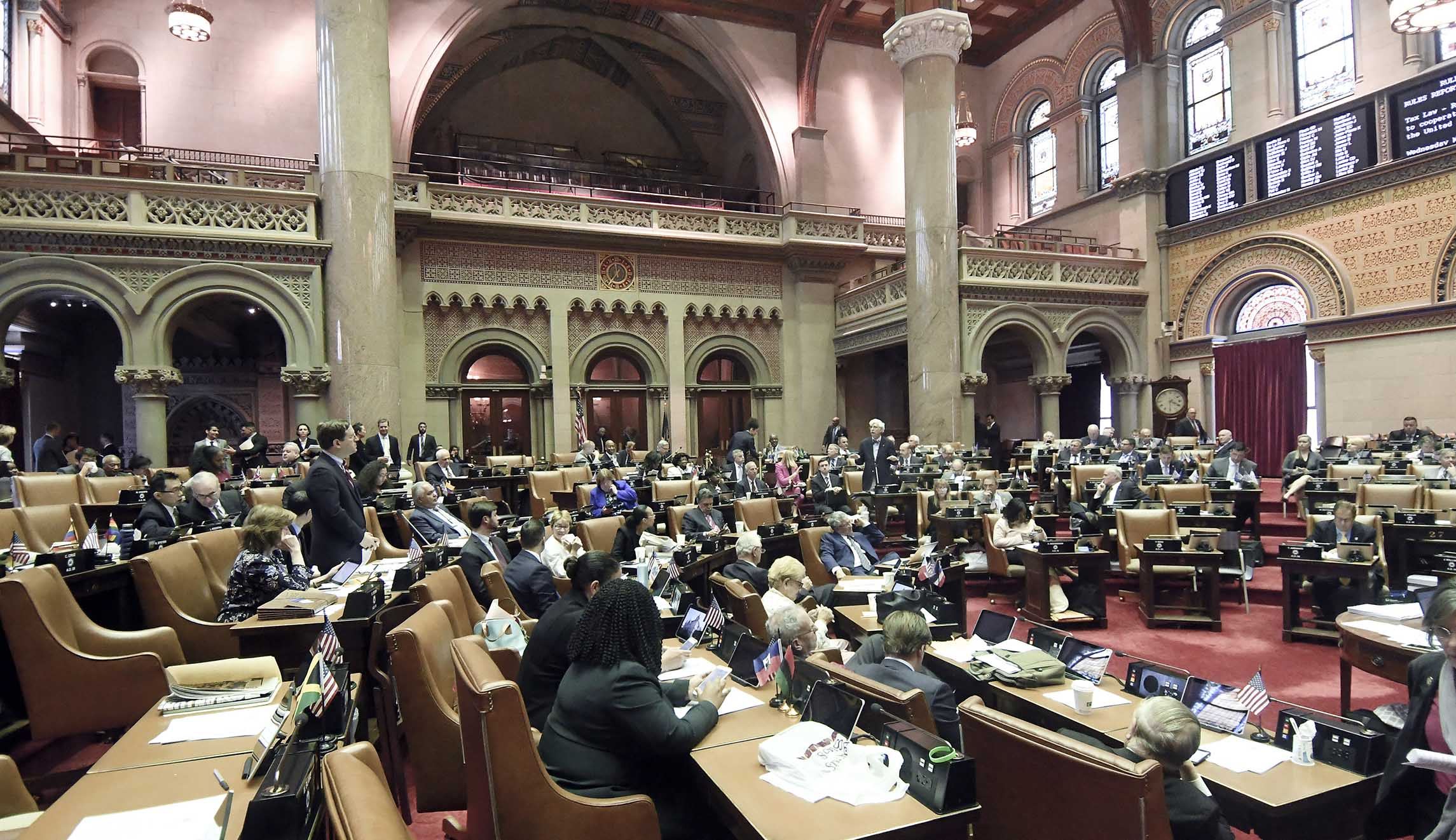 New York State Assembly passes bill allowing illegal immigrants to obtain driver’s licenses