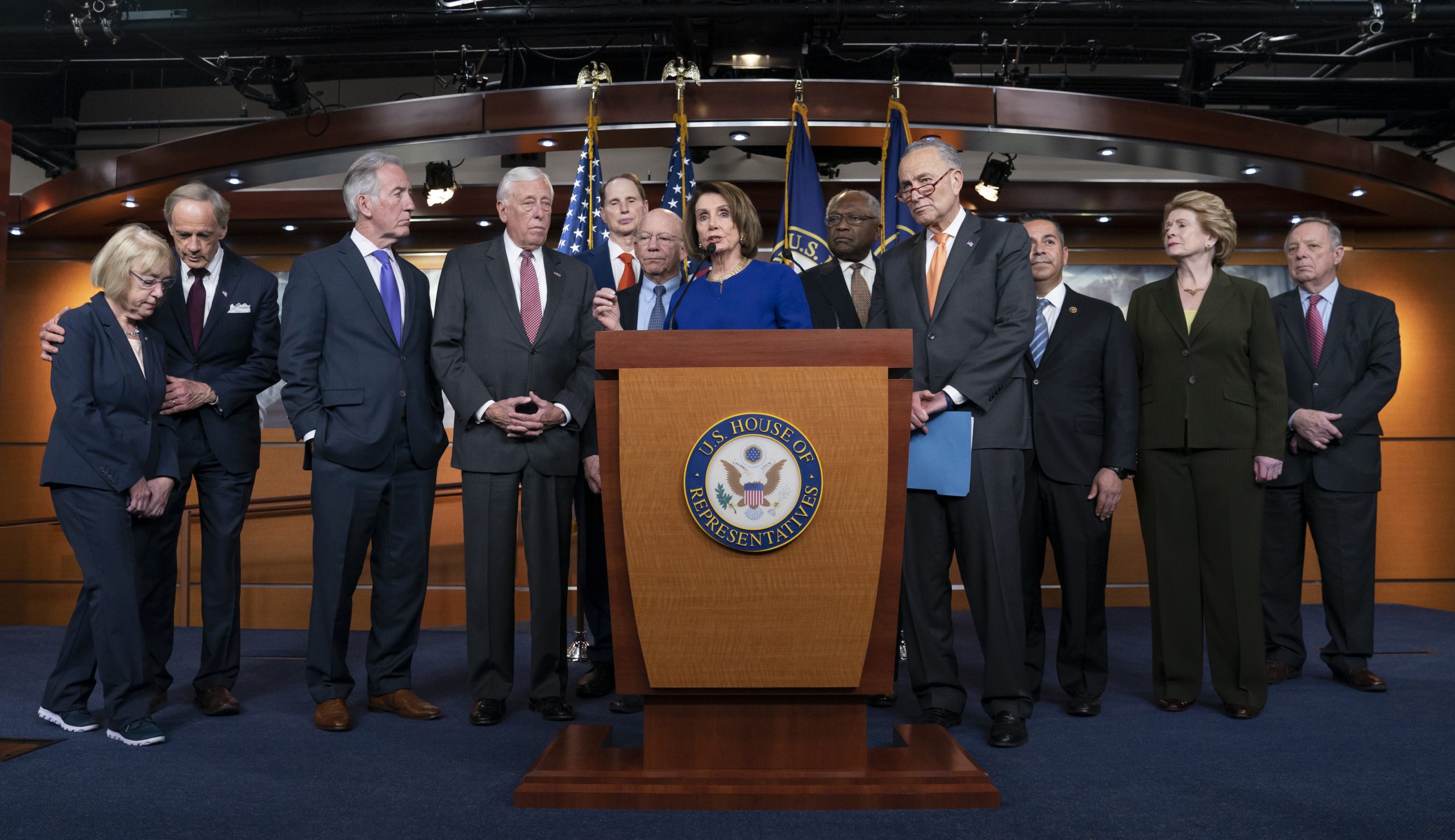 Poll: 53% of Americans want Congress to move on from Russia matter