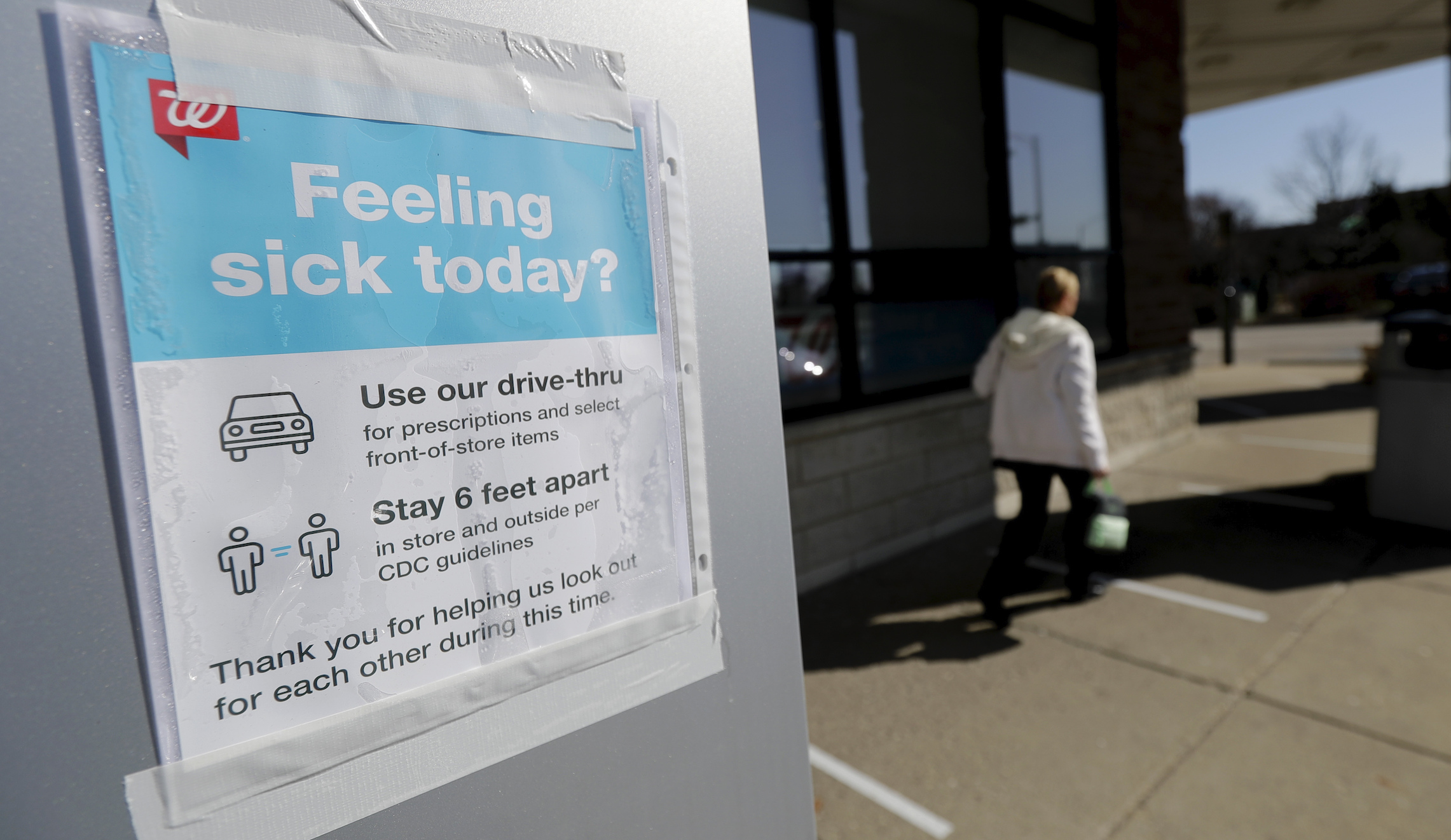 Defiant Illinois business owner: ‘If everybody would open up, they would have to give in’