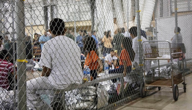 Legal uncertainty paralyzes Trump’s solution to keep detained families together