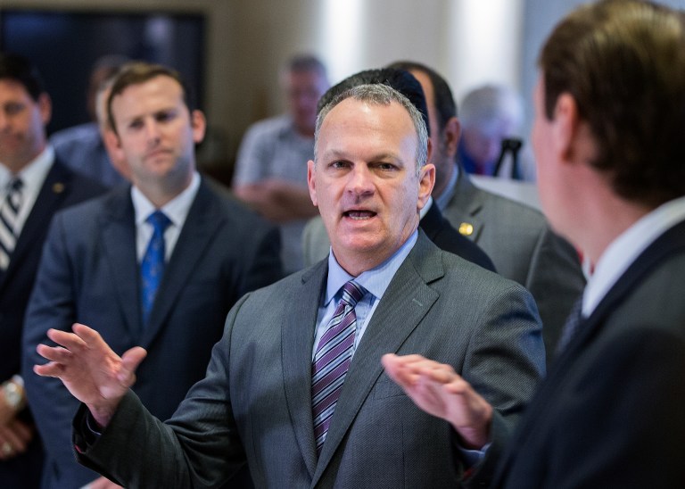 Judge lifts stay on own injunction and restores Florida school boards’ reopening authority