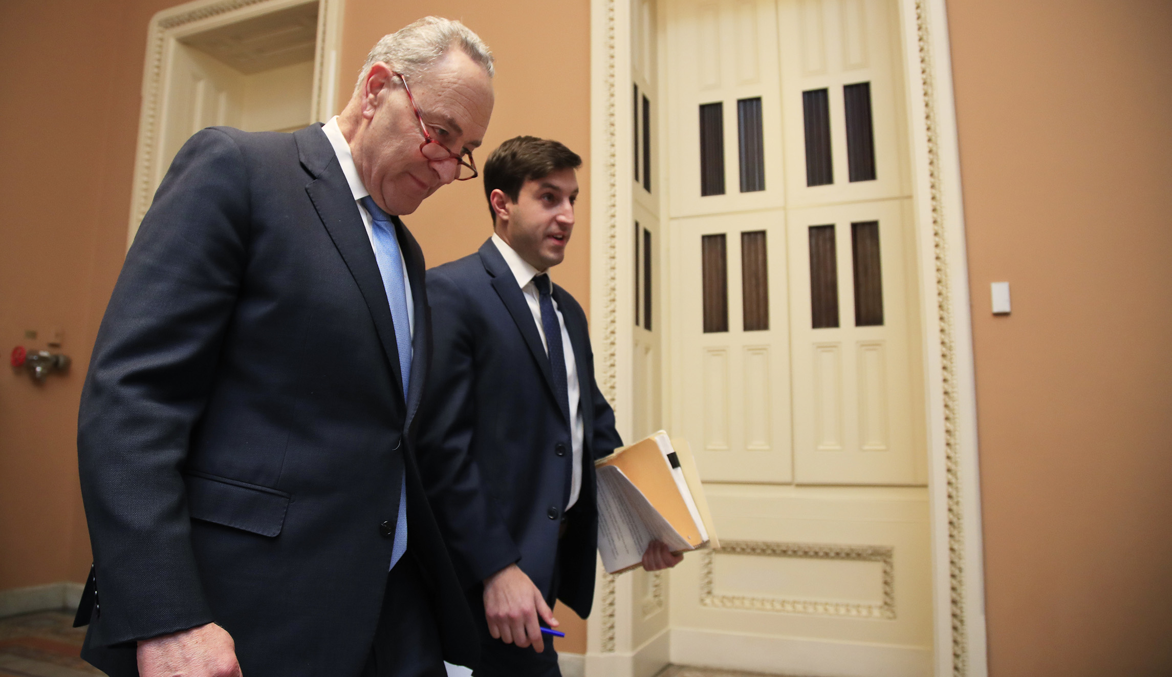 Senate ignores Trump, votes to consider bill reversing decision to lift Russia sanctions