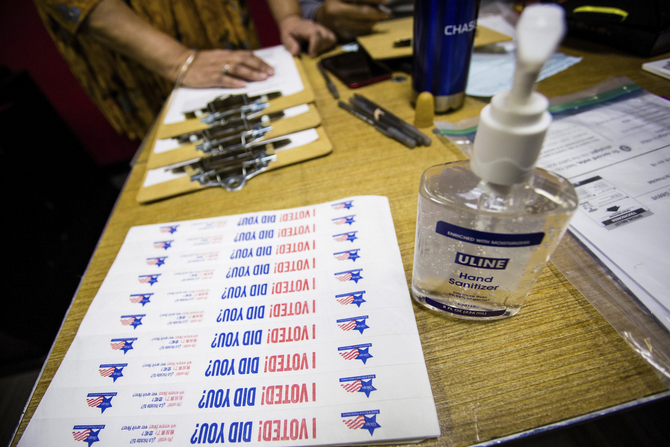 Illinois elections officials correcting issues with mail-in balloting