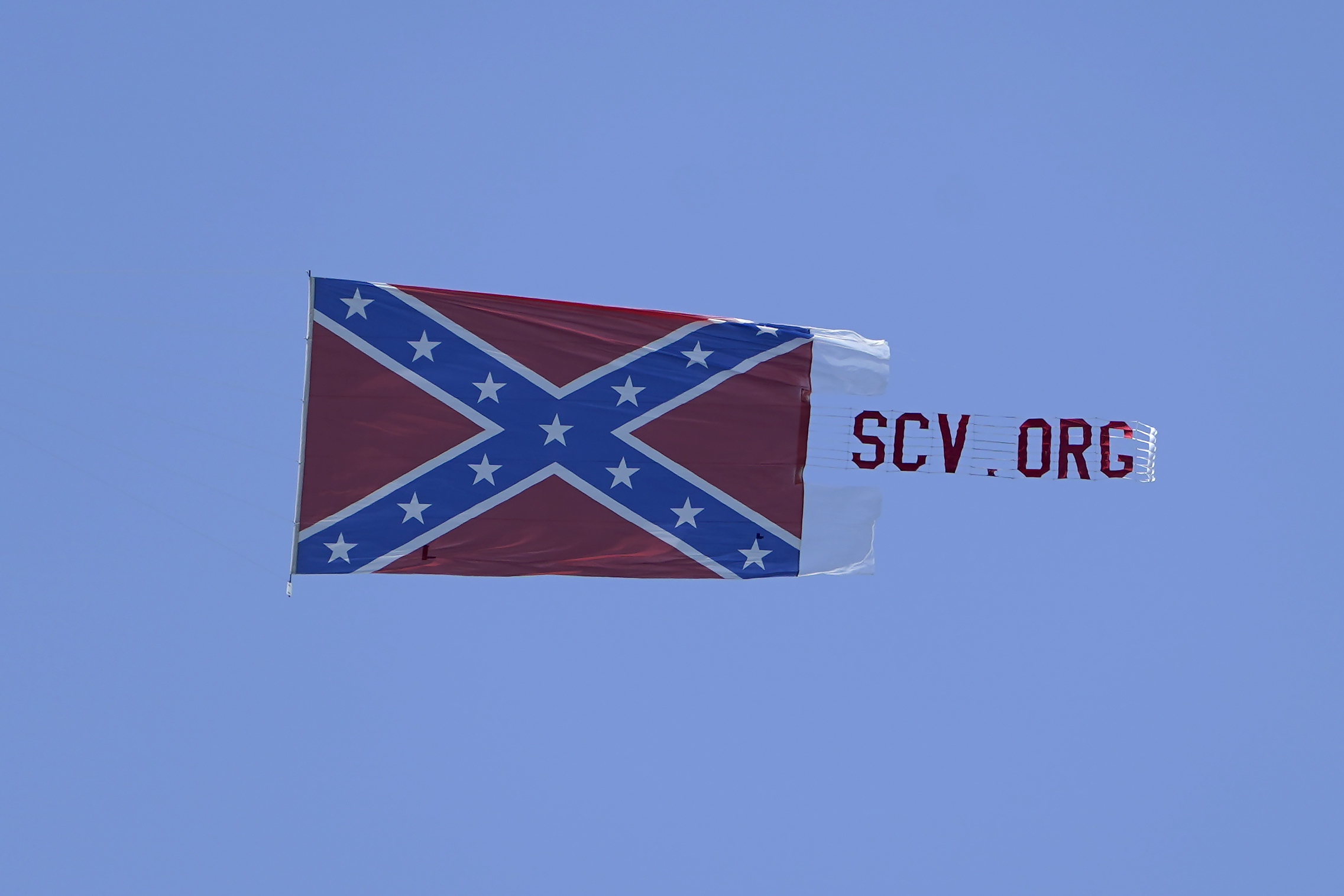 North Carolina ceases production of Confederate battle flag license plates