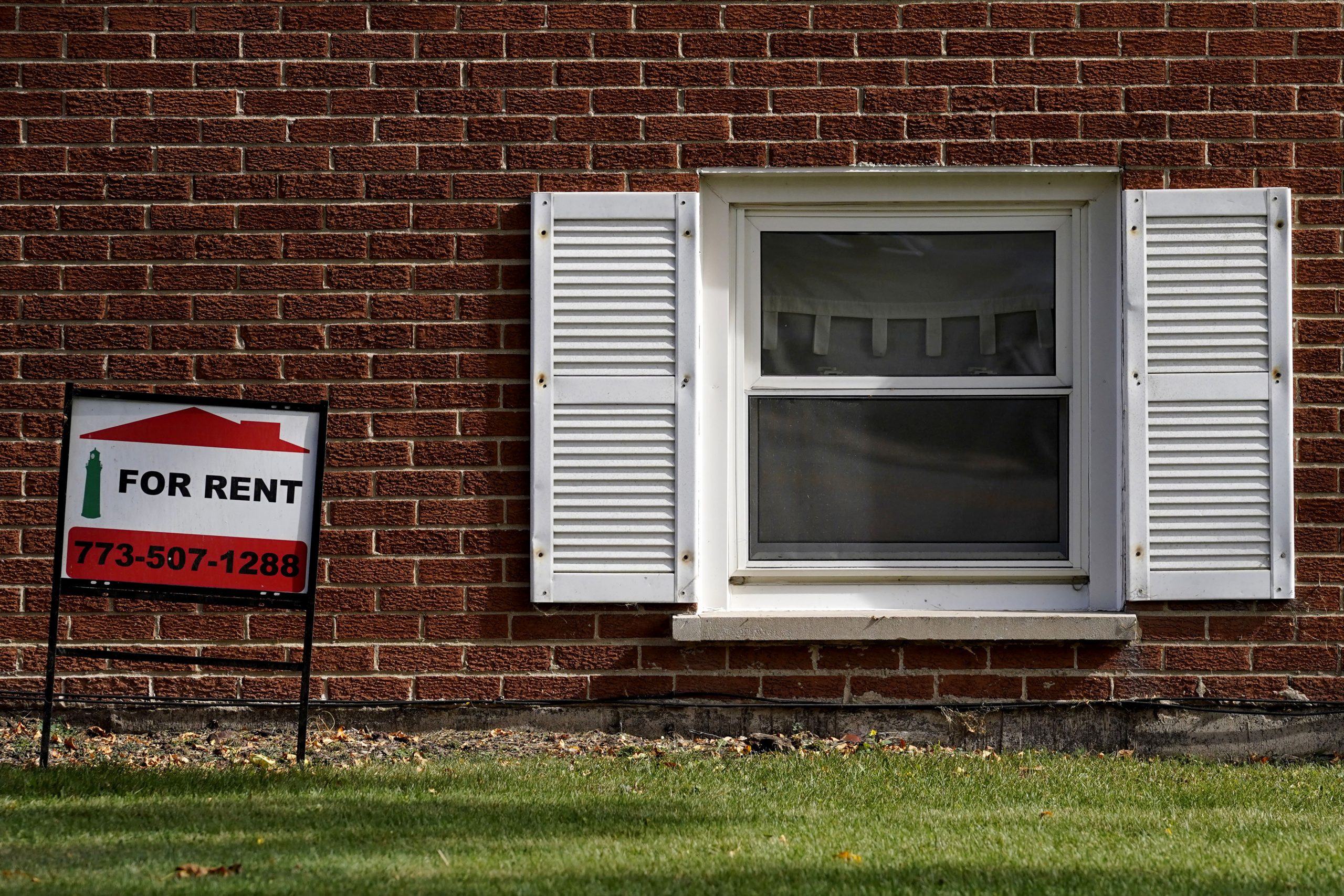 State delays rental assistance program further as Illinois rental property owners continue to wait