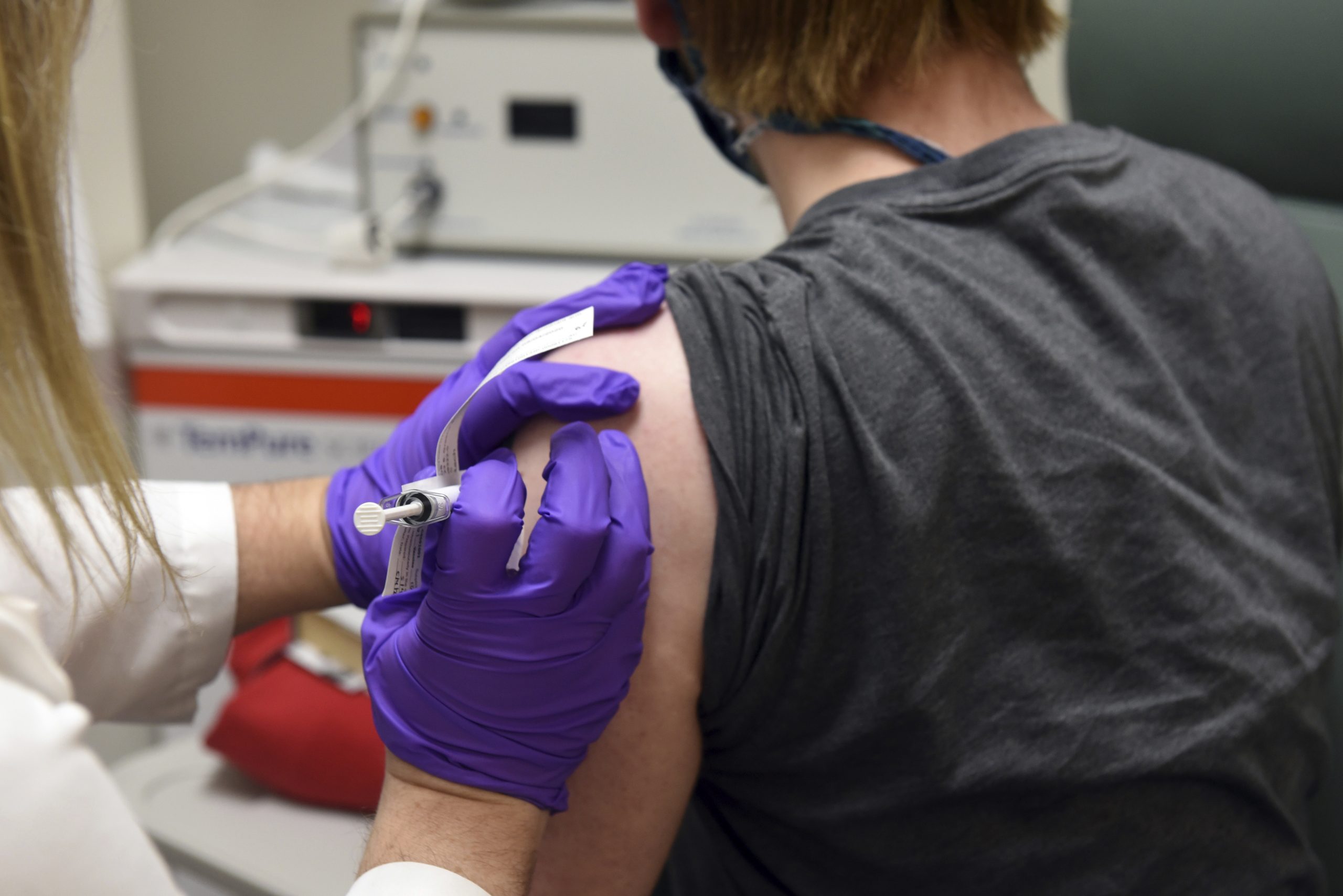 Pfizer working on vaccine version that can be kept in ‘normal refrigeration,’ CEO says