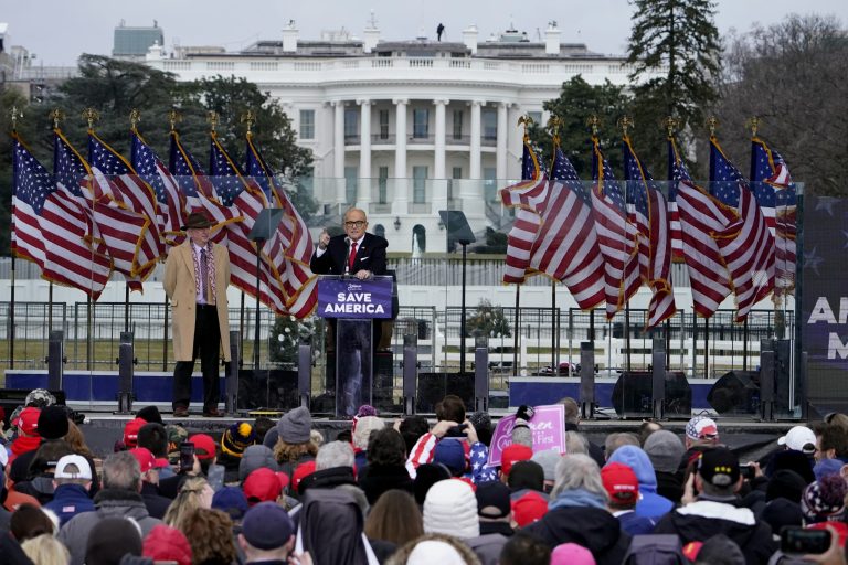 Giuliani fires up DC crowd insisting Pence can thwart Electoral College count