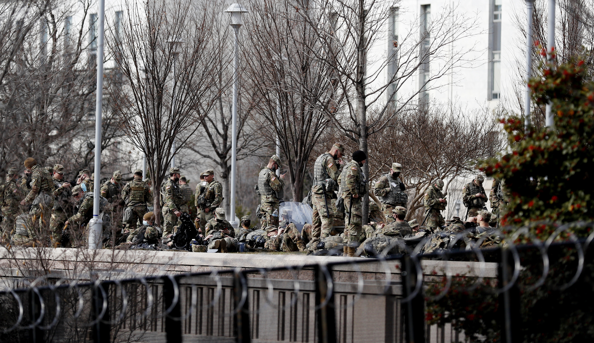 Thousands of National Guard troops to remain in DC for Trump impeachment trial