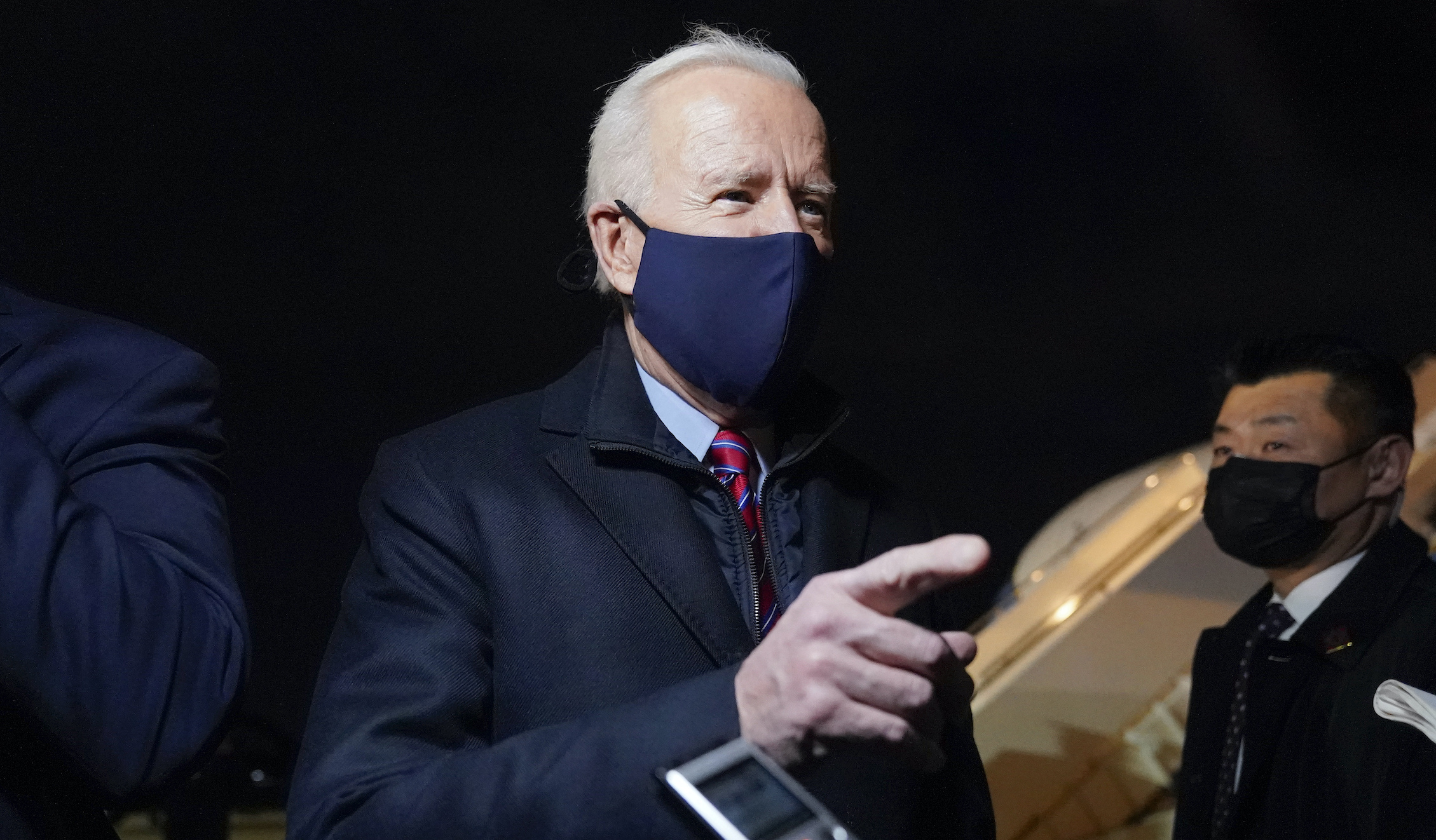 Biden: Trump shouldn’t get intelligence briefings