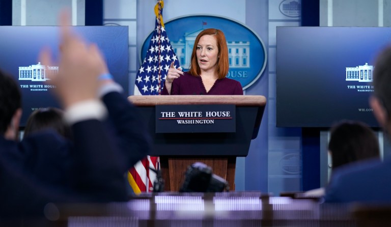 White House backs $75,000 income threshold for coronavirus stimulus checks