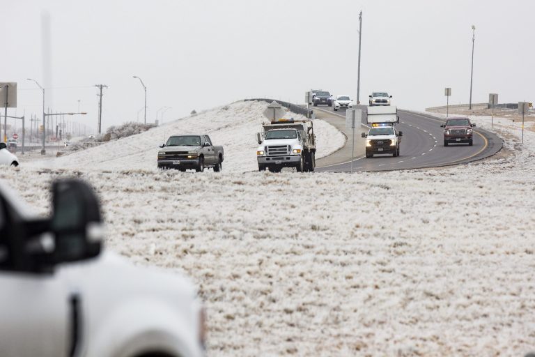 Power outages worsen as some Texans may be stuck in the cold for over 24 hours