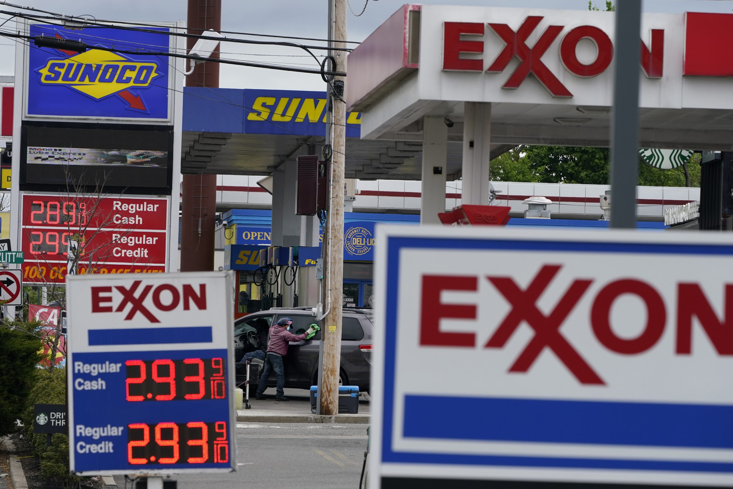 New Jersey lowering gas tax, rate will decrease by 8.3 cents per gallon