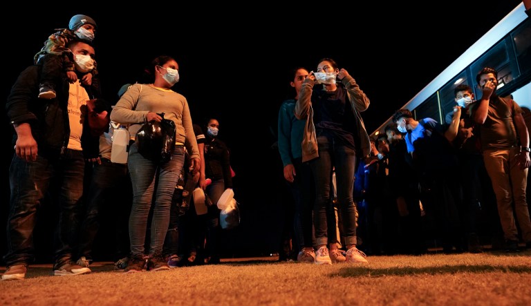 Texas migrant shelter shuts its doors, unable to keep up with influx of migrants and rising COVID-19 cases