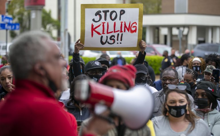North Carolina driver arrested after striking protesters with car: Police