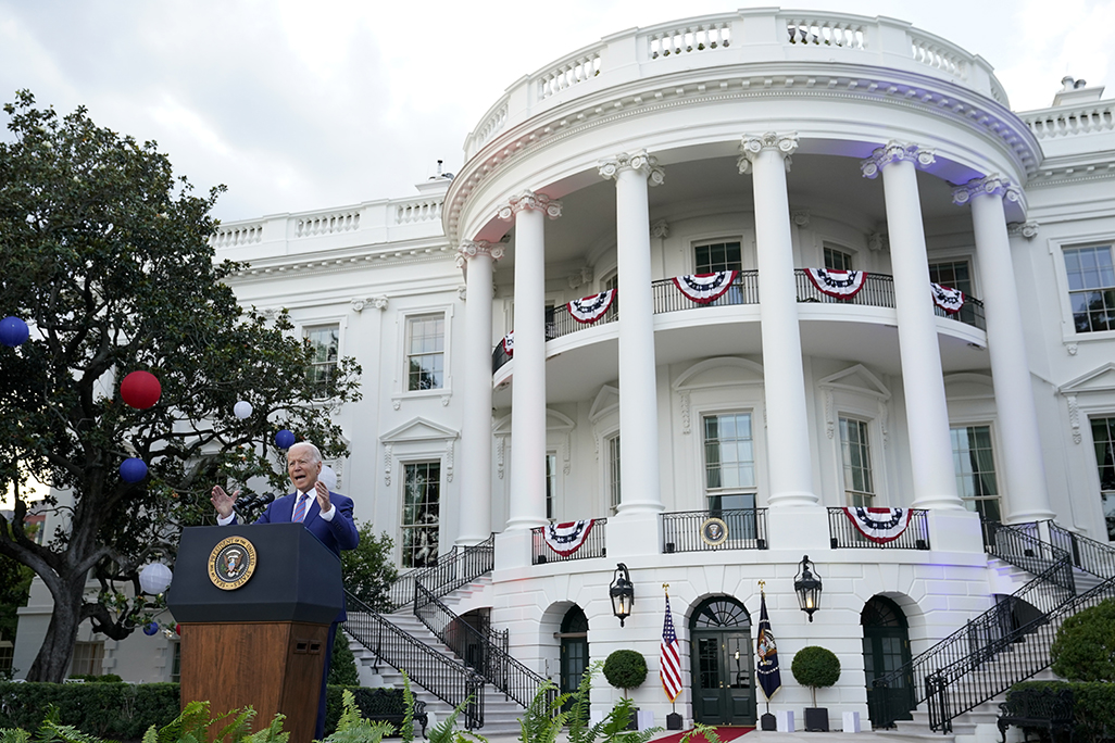 Appeals court temporarily halts block on Biden officials from Big Tech contact