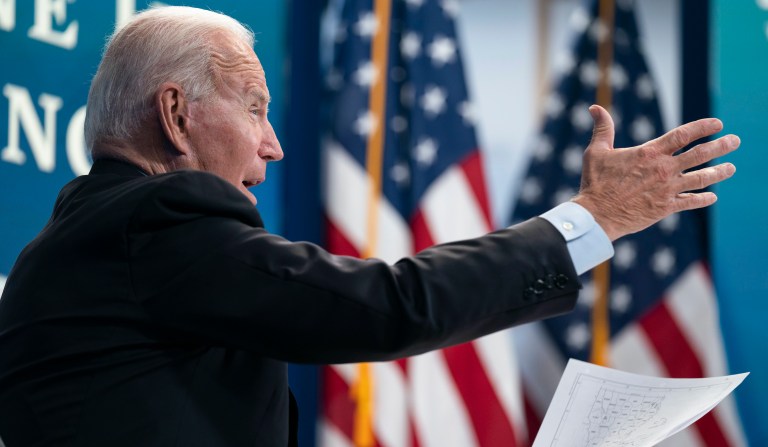 Biden administration tells unvaccinated people: Don’t travel over Labor Day weekend