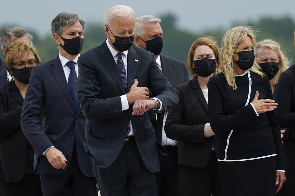 Father of Marine killed in Kabul describes Biden ‘barking’ at him, tense stare-down: ‘Why are you arguing with me?’
