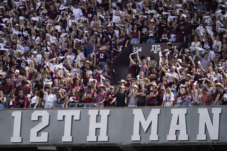 Full capacity crowds are back, and there is still no evidence they are COVID superspreaders