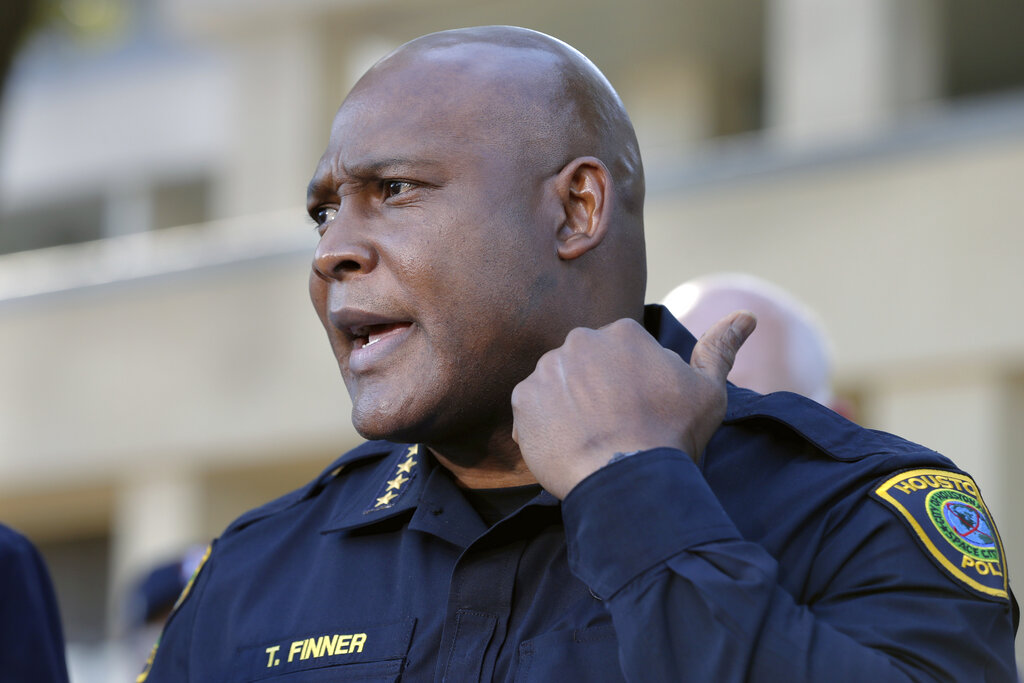 Houston police chief retracts Astroworld security guard injection story