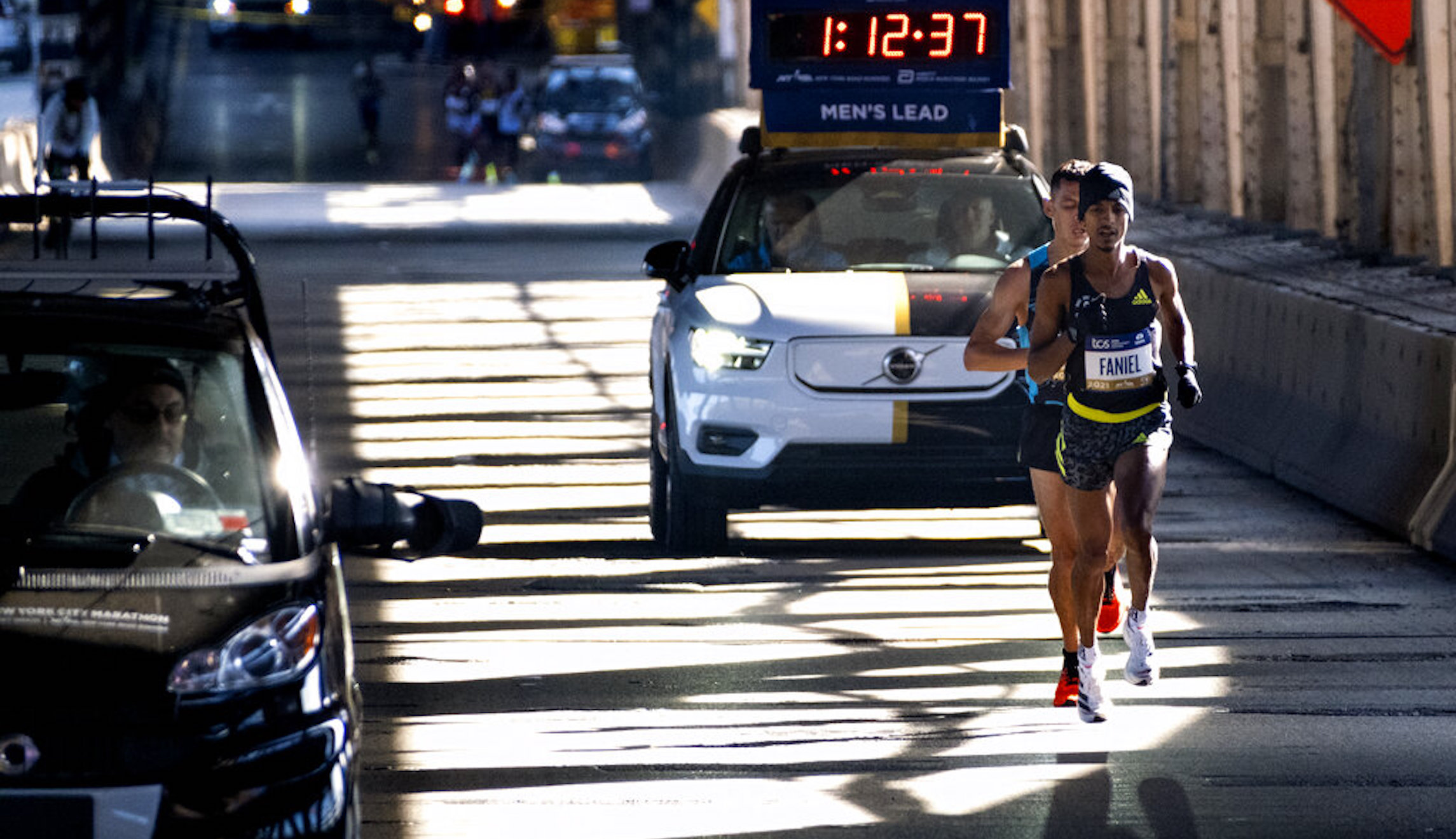 A duck’s tale: Wrinkle the duck runs NYC marathon