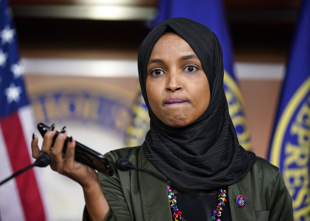 Ilhan Omar ‘very confident’ Pelosi will hold vote next week to strip Boebert of committee assignments