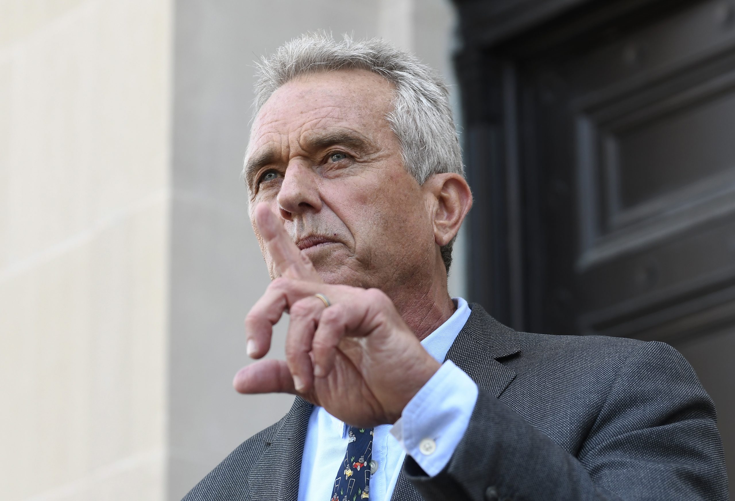RFK Jr. touches on vaccines and CIA assassinations in interview with Jesse Watters