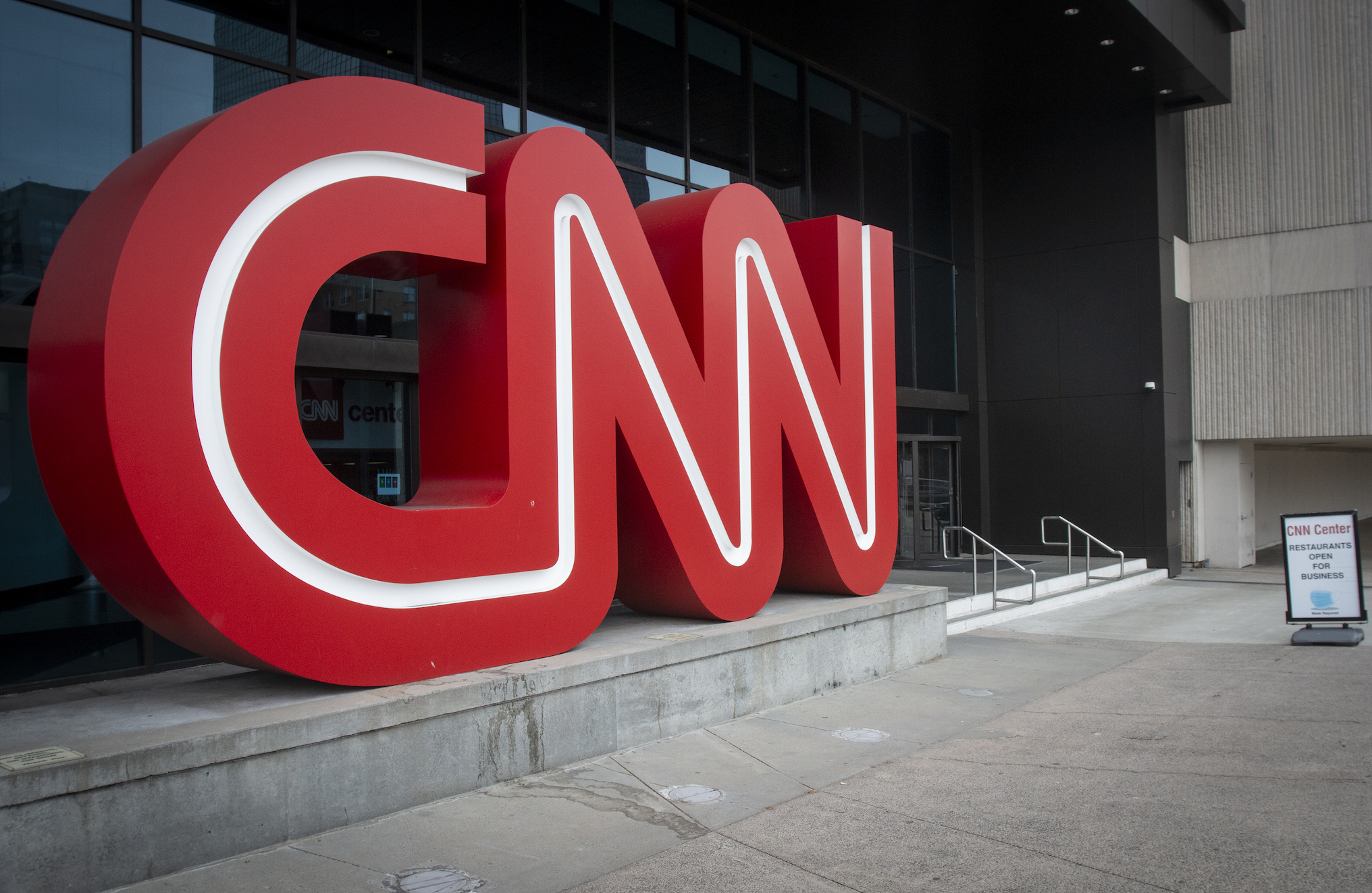 CNN cuts multiple correspondents, guts HLN live programming