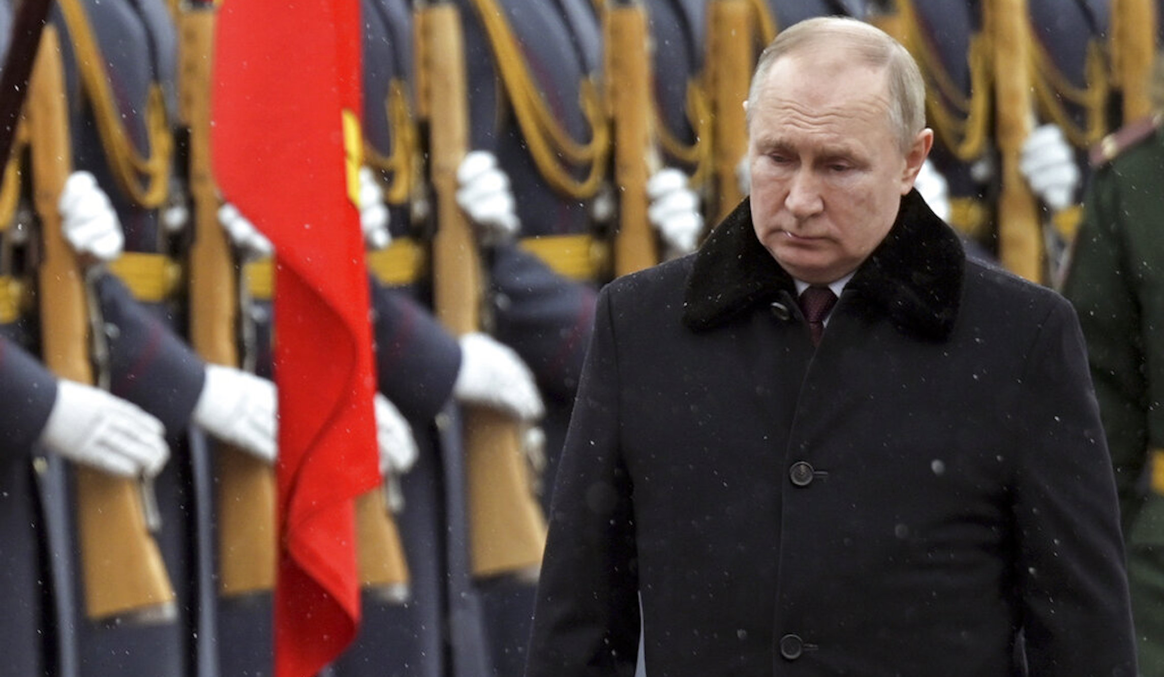 Putin calls for Ukrainian military coup against ‘neo-Nazis’ and ‘drug addicts’ in government