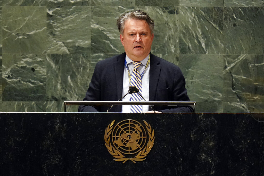 ‘I am afraid’: Ukrainian envoy reads aloud Russian soldier’s final texts to mother before death