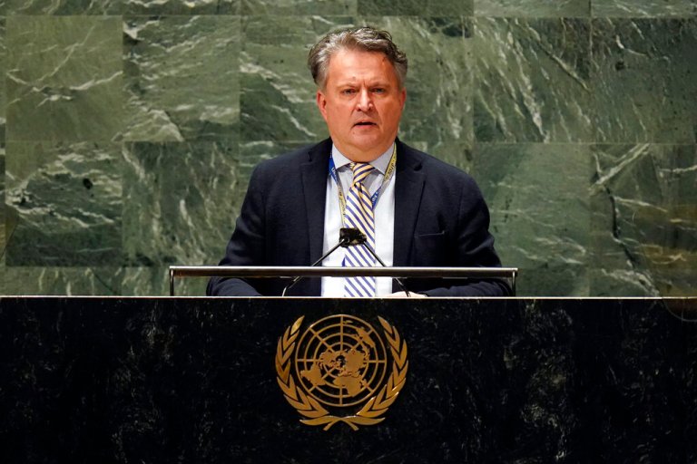 ‘I am afraid’: Ukrainian envoy reads aloud Russian soldier’s final texts to mother before death