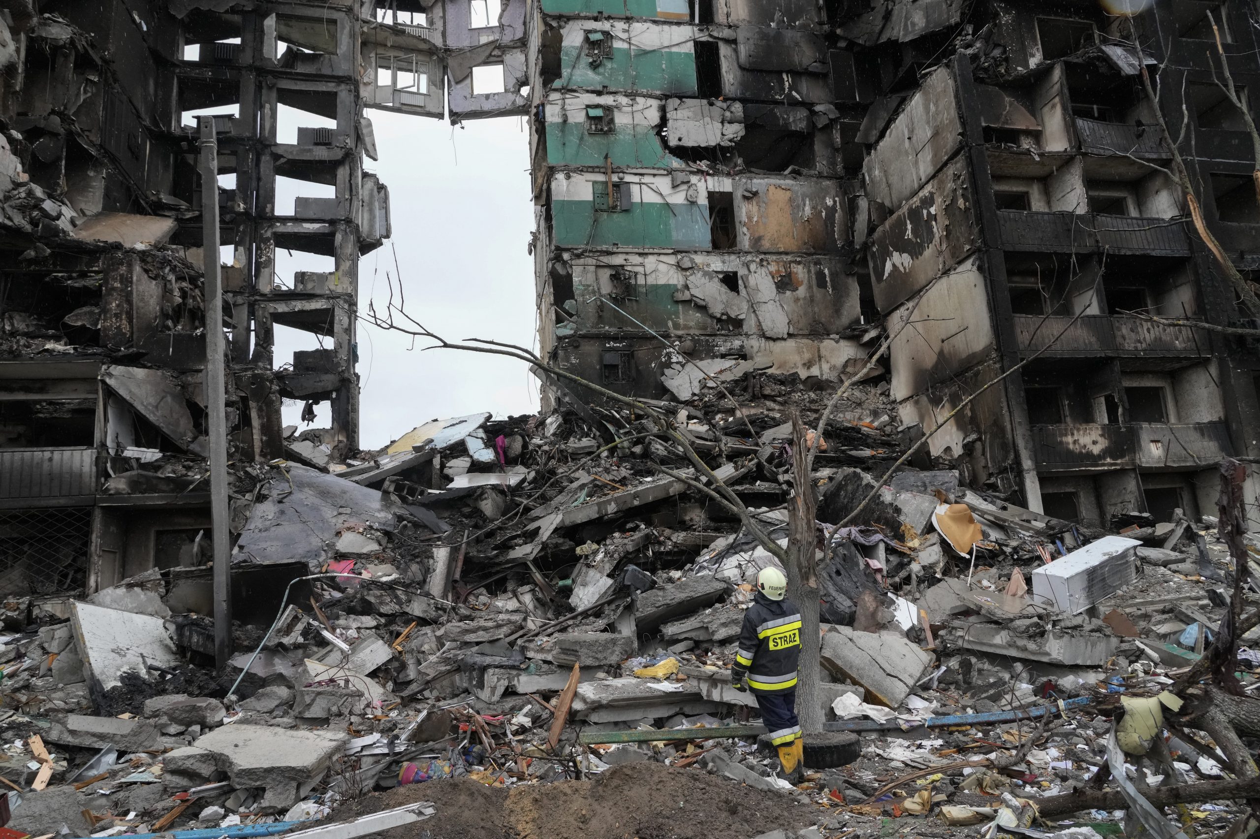 Photos show devastation of war in Ukrainian town of Borodyanka