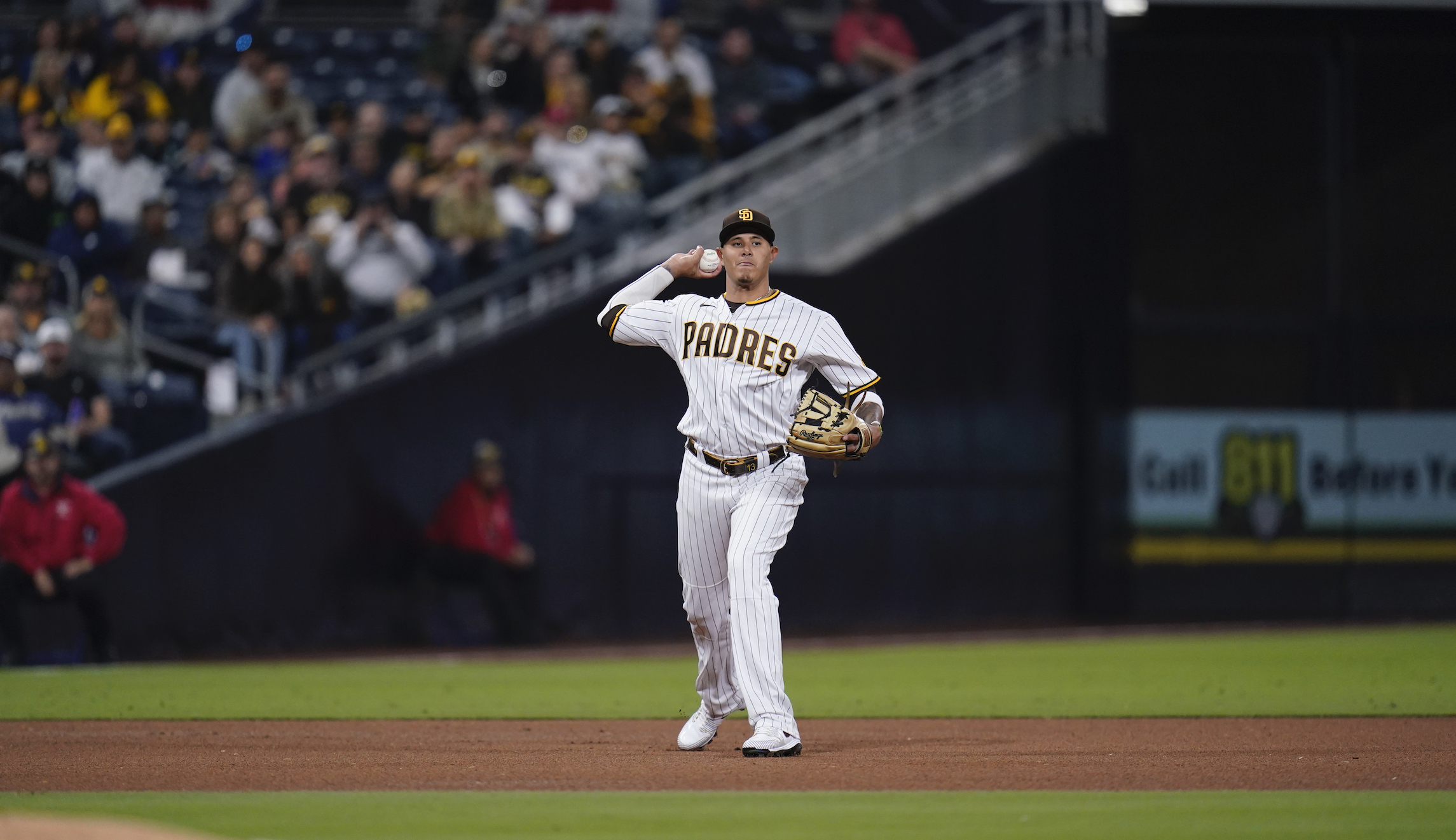 Every Major League Baseball team should have jersey patches