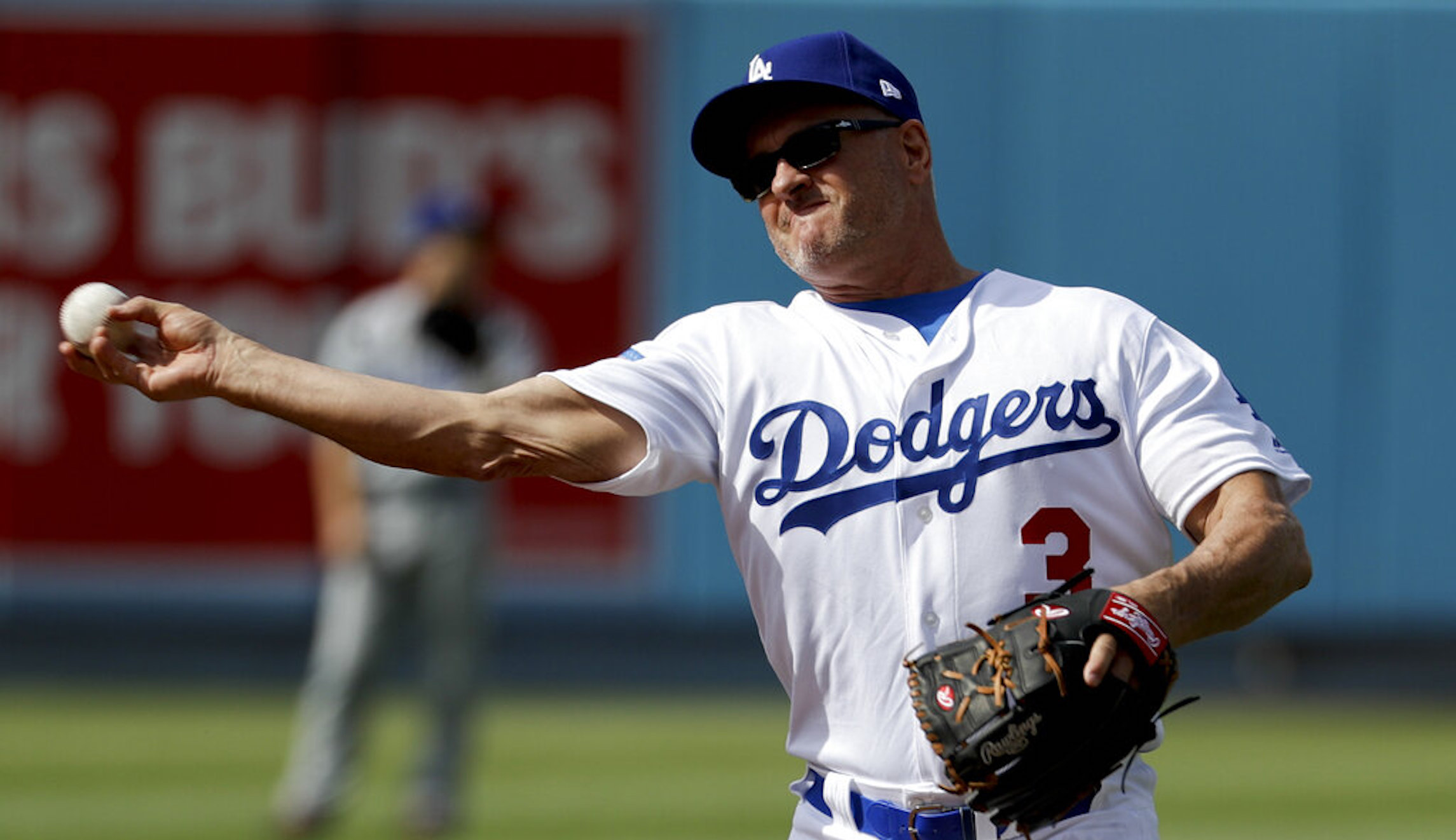 One of five Marines killed in California aircraft crash was son of LA Dodger Steve Sax
