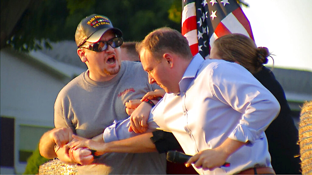 Lee Zeldin attacked by man with brass knuckles at campaign event