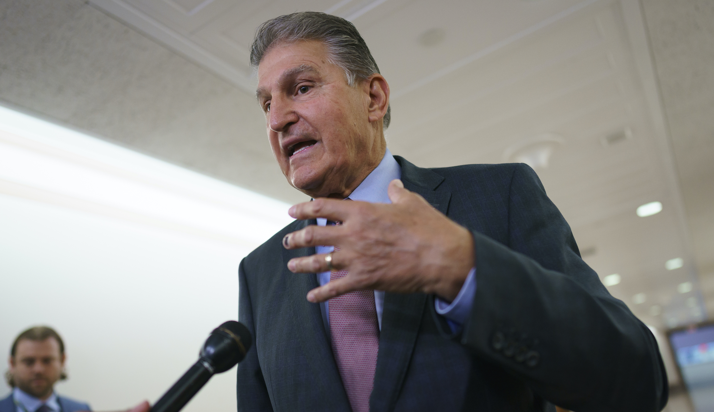 White House pushes back on GOP claim that Manchin bill hikes middle-class taxes