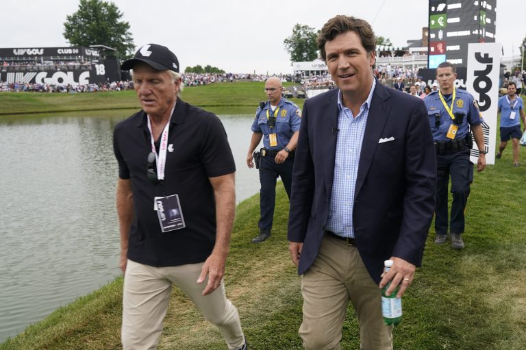 Tucker Carlson to fight Fox News to renew media presence: Report